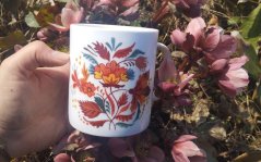 Porcelánový hrnek Folklorní květy oranžové