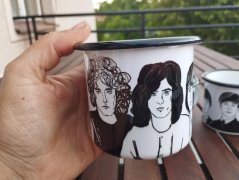 Plecháček Led Zeppelin černý lem