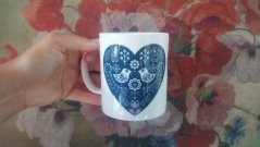 Porcelánový hrnek Foklorní srdce modré