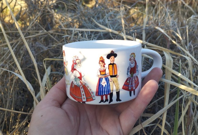 Makronka keramická Moravské kroje