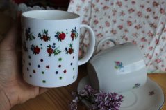 Porcelánový hrnek babiččina házenka