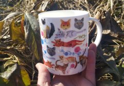 Porcelánový hrnek Kočky a klubíčka